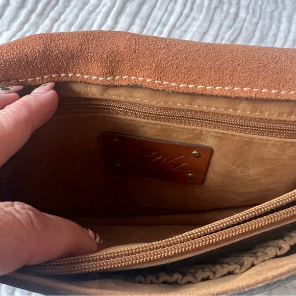 PATRICIA NASH Lanza Crossbody LEATHER‎ WRISTLET - Picture 9 of 10